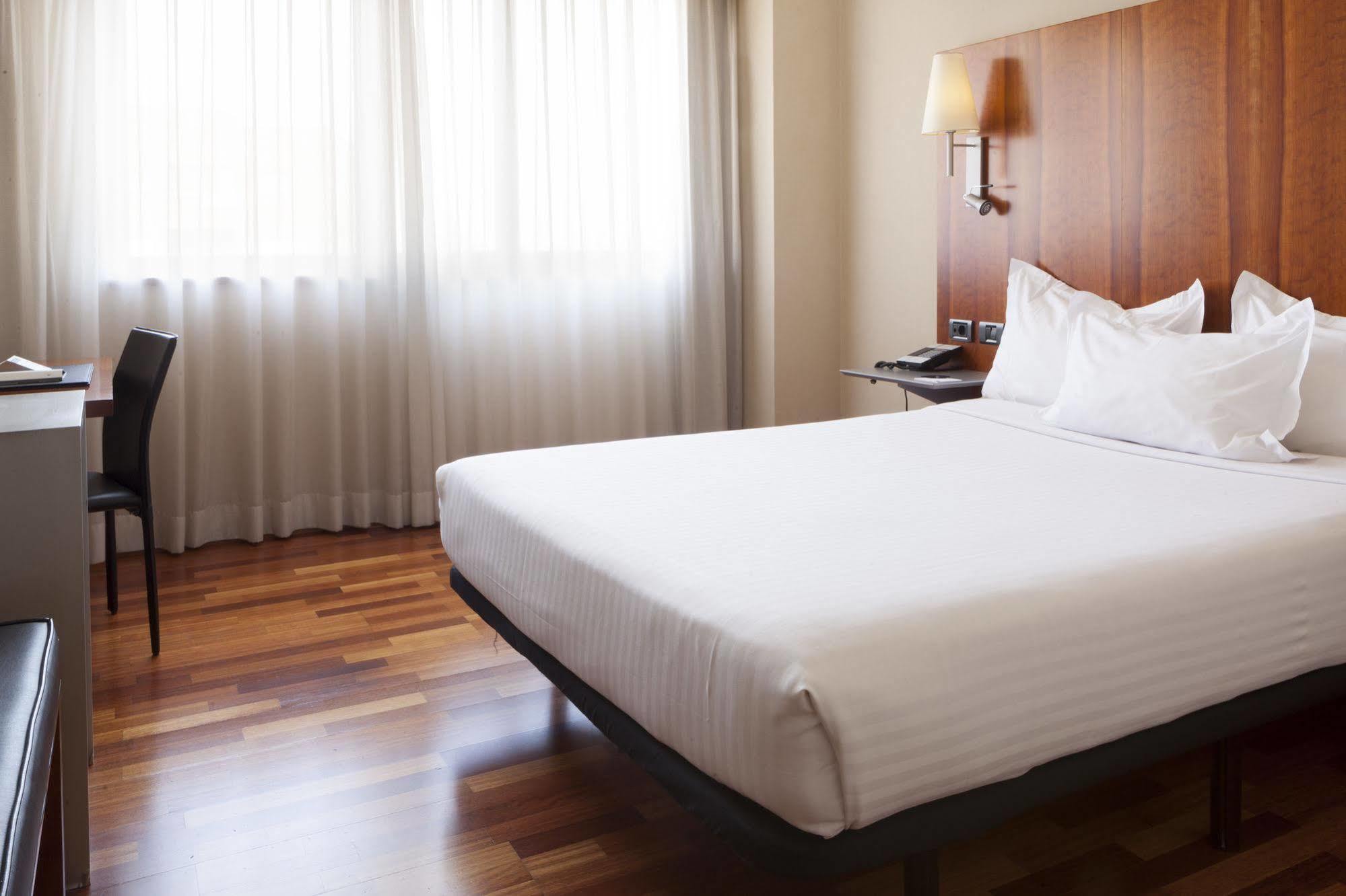Ac Hotel Guadalajara By Marriott, Spain מראה חיצוני תמונה